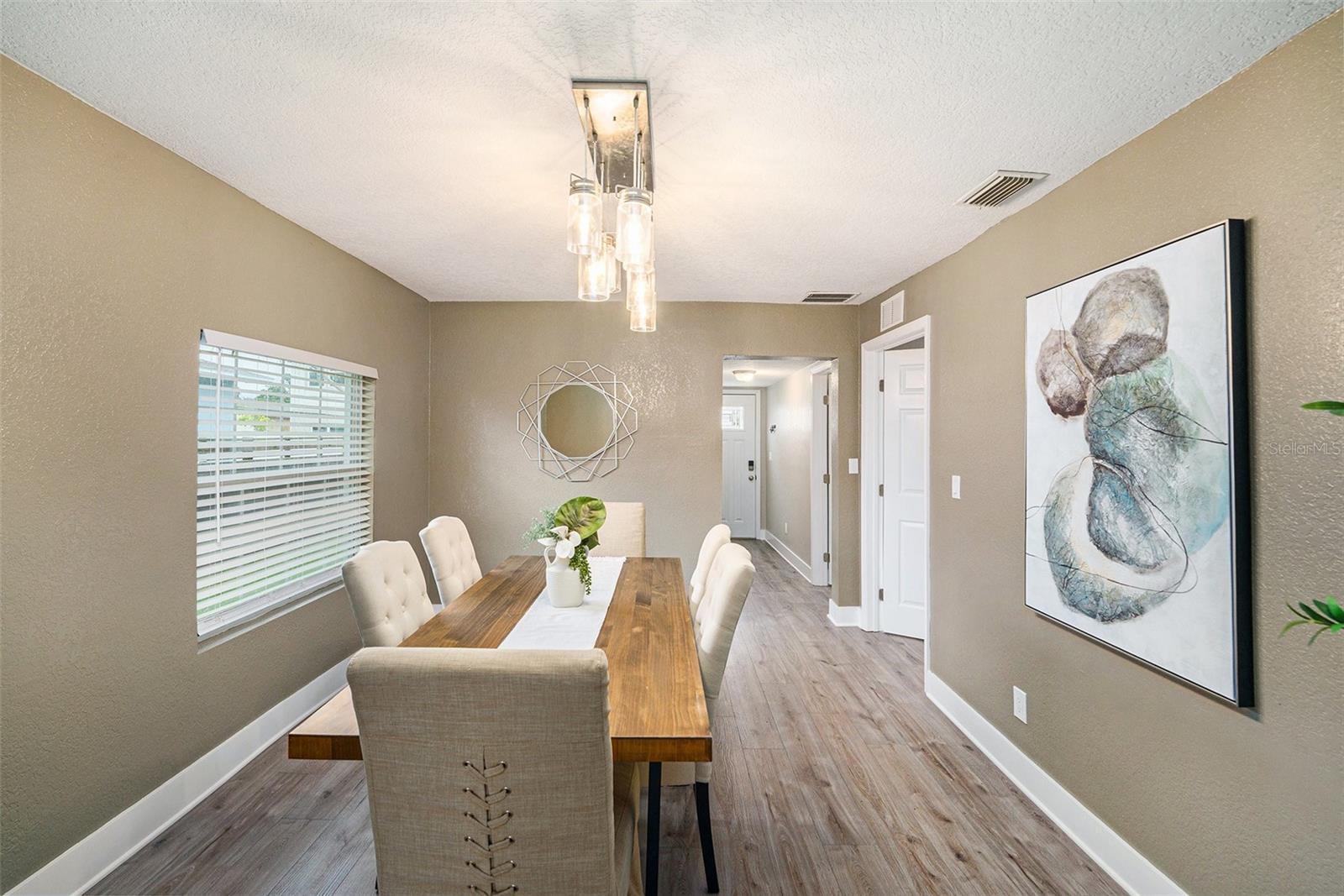 Image 8 of 26 For 849 60th Avenue Ne
