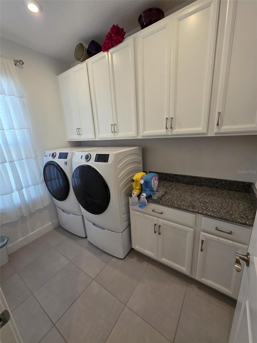 Image 30 of 36 For 10934 Wendover Drive