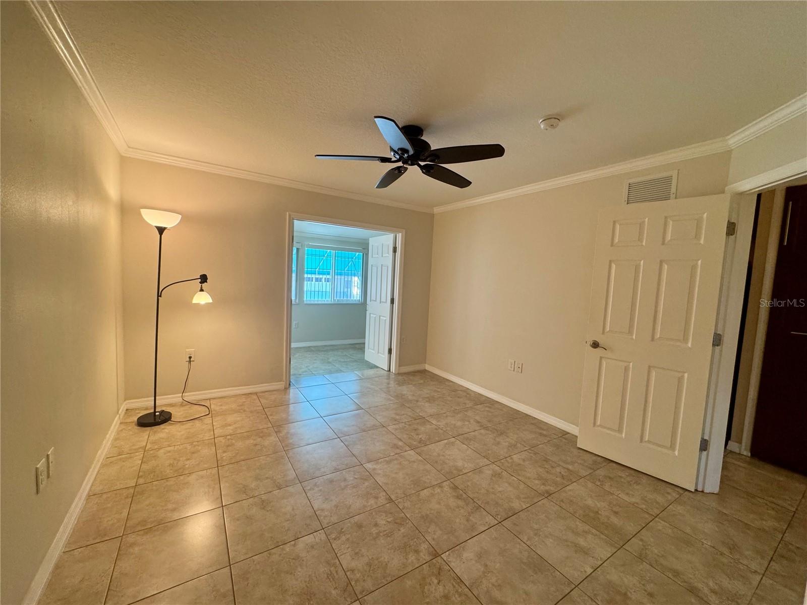 Image 16 of 38 For 5855 18th Street N 11
