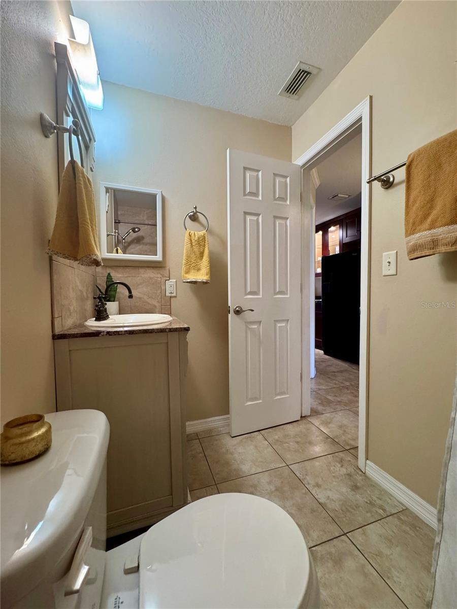 Image 21 of 38 For 5855 18th Street N 11