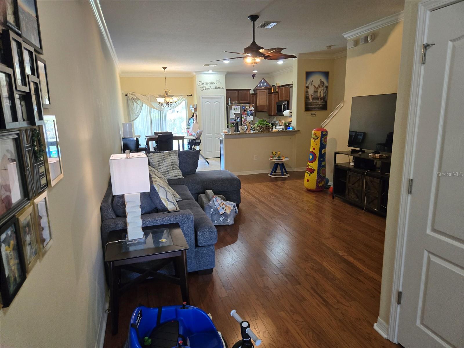 Image 18 of 47 For 20407 Berrywood Lane