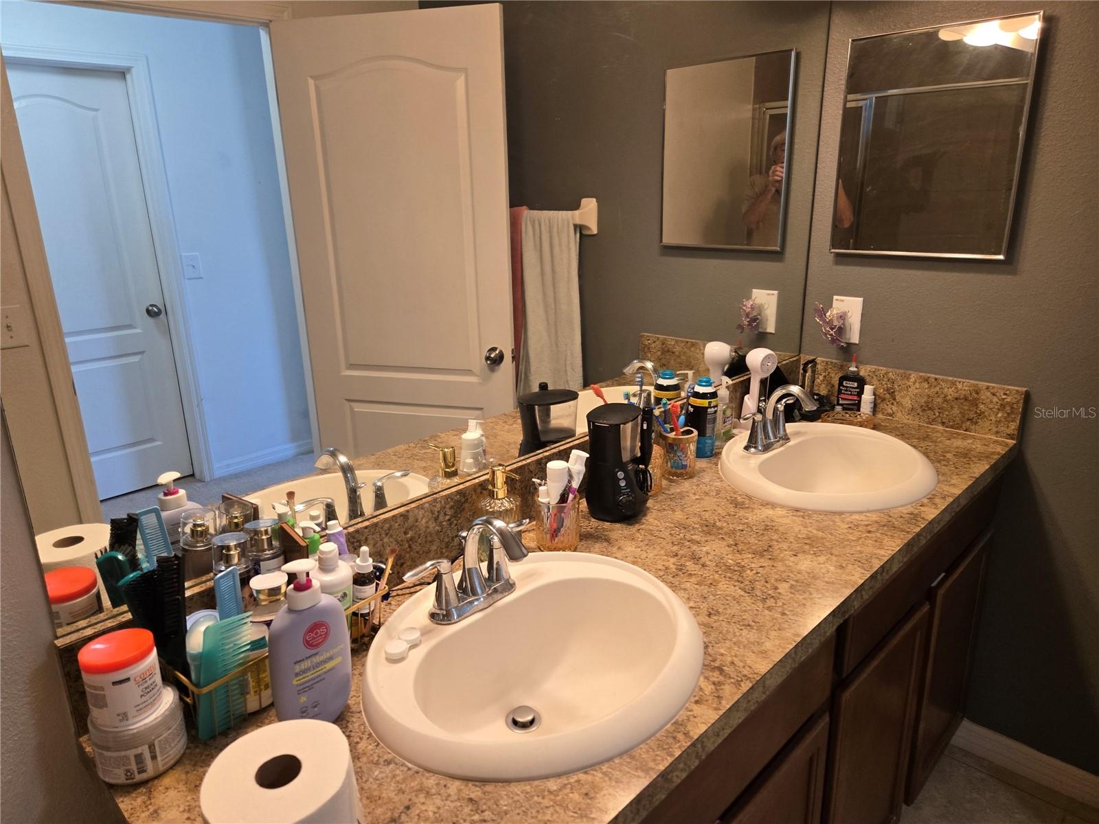 Image 23 of 47 For 20407 Berrywood Lane