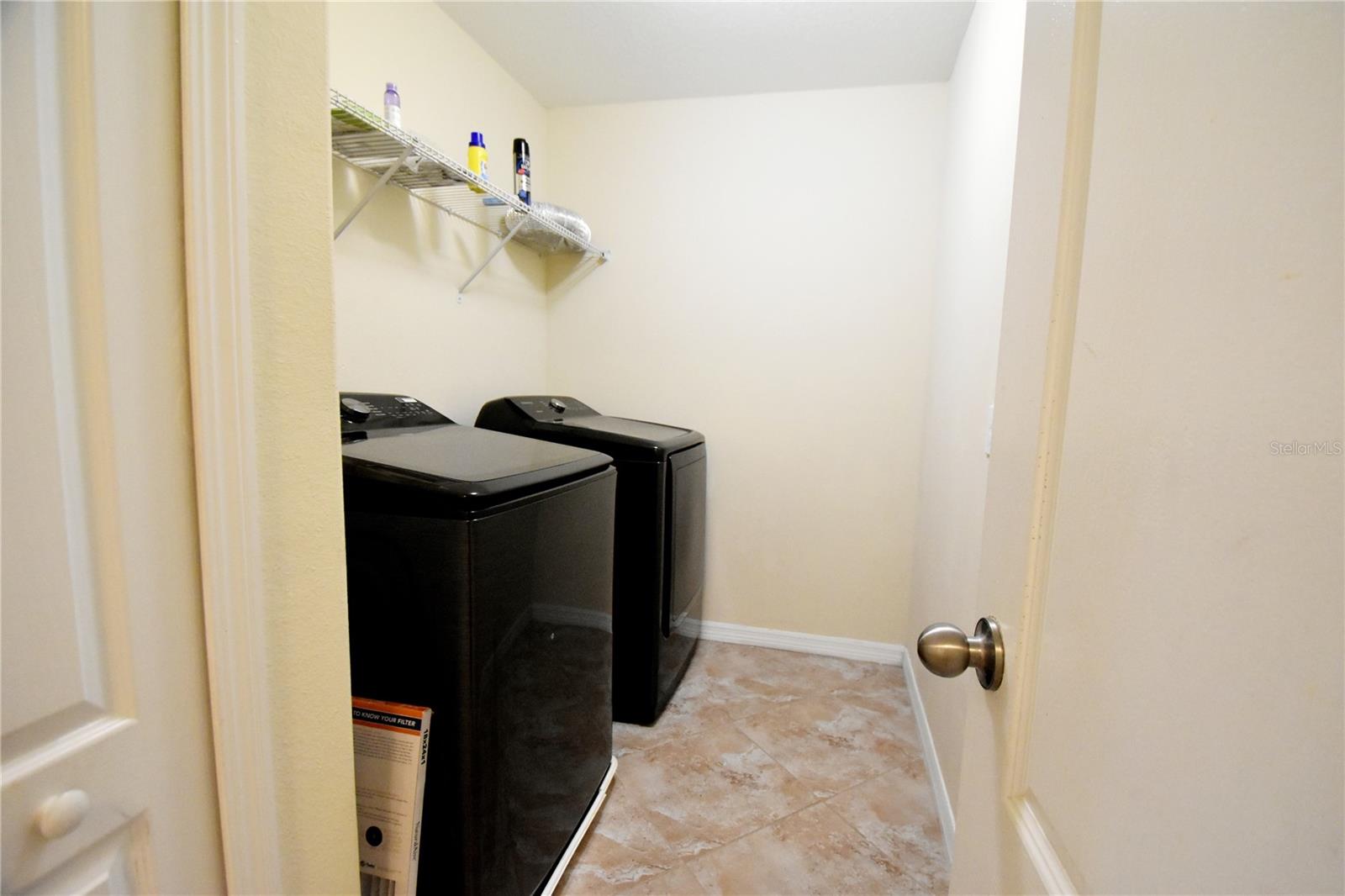 Image 33 of 48 For 9540 Trumpet Vine Loop