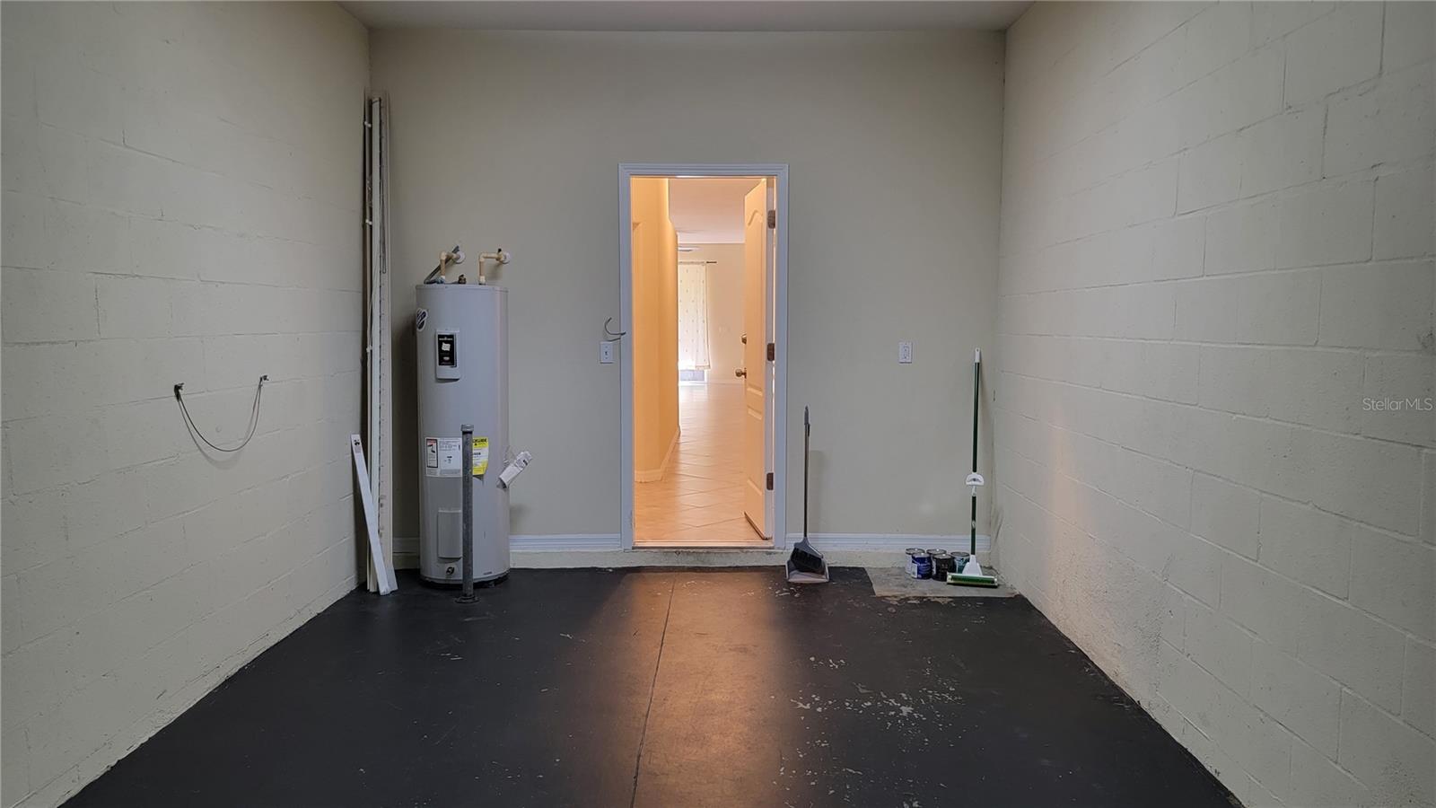 Image 44 of 48 For 9540 Trumpet Vine Loop