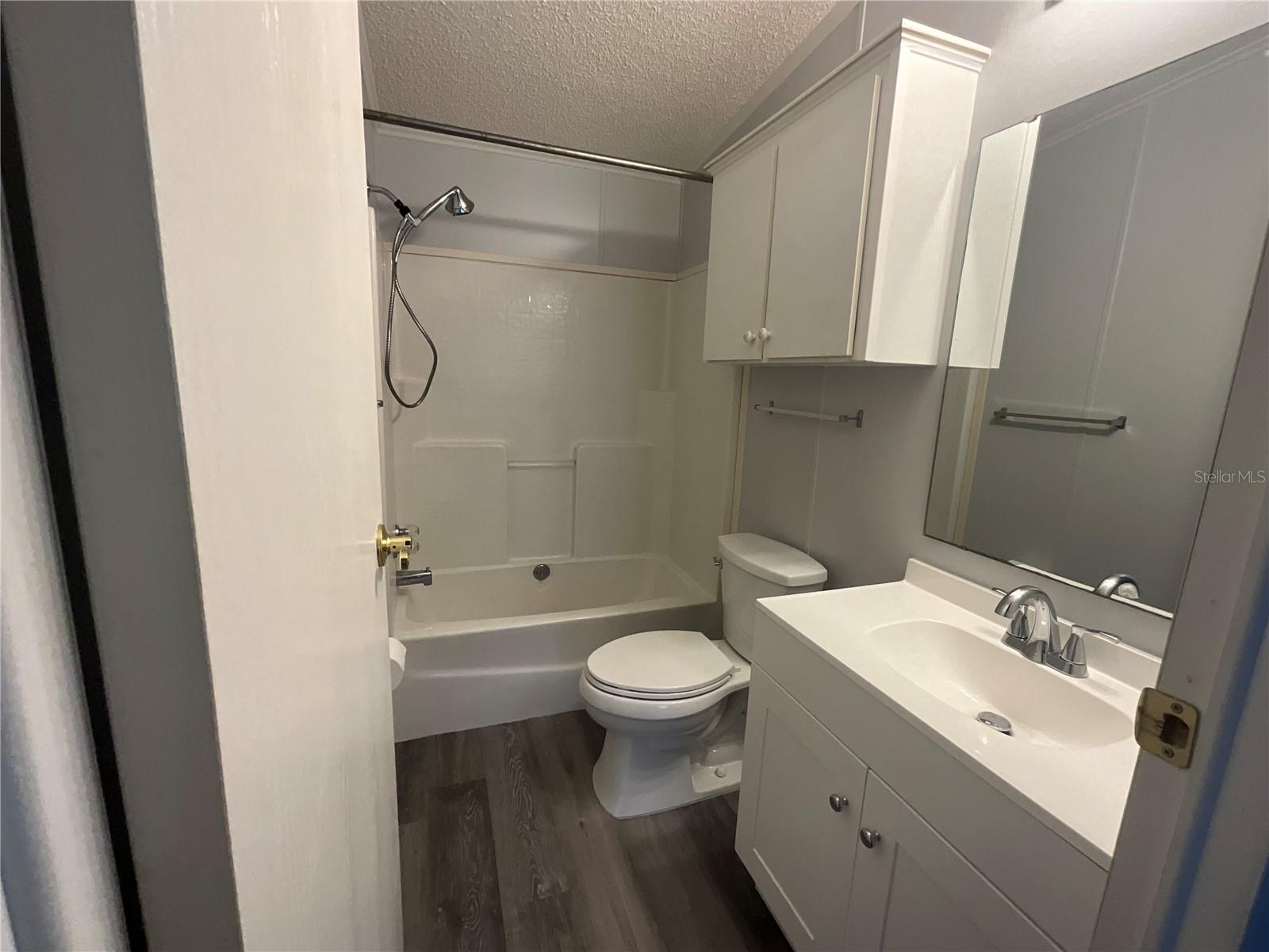 Image 20 of 42 For 2956 Kingswood Circle