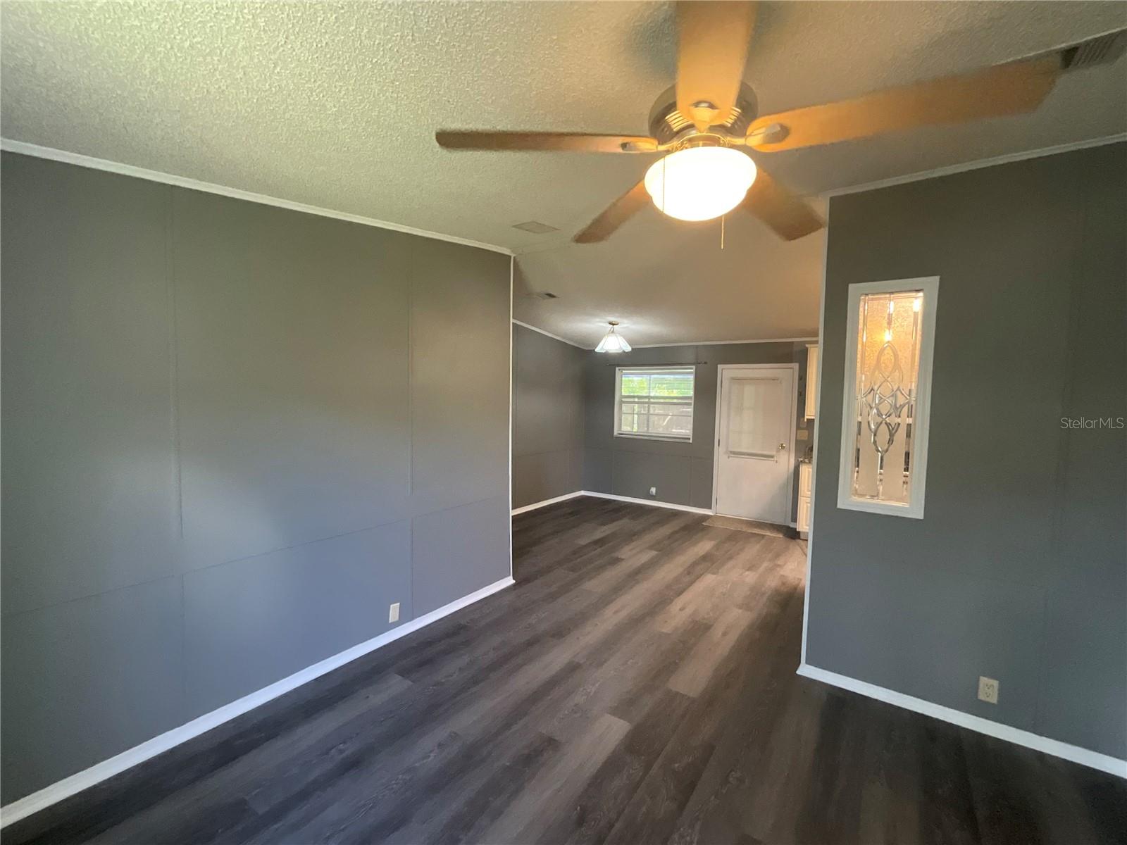 Image 23 of 42 For 2956 Kingswood Circle