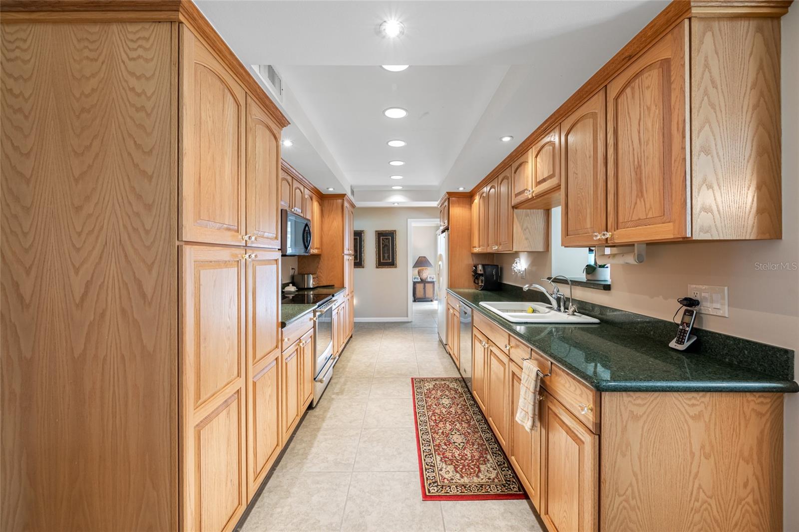 Image 15 of 62 For 3146 Dorchester Drive