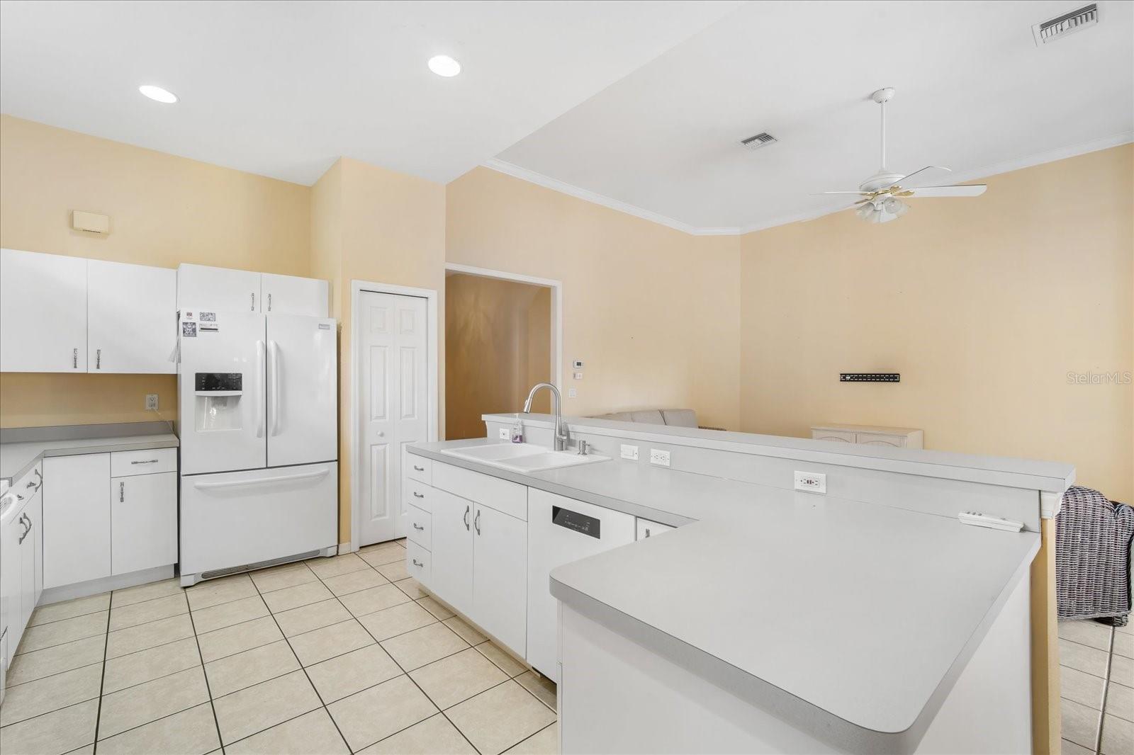Image 11 of 25 For 188 Tall Trees Court