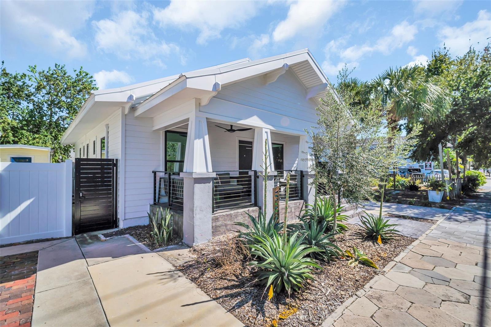 Details for 747 2nd Street N, ST PETERSBURG, FL 33701