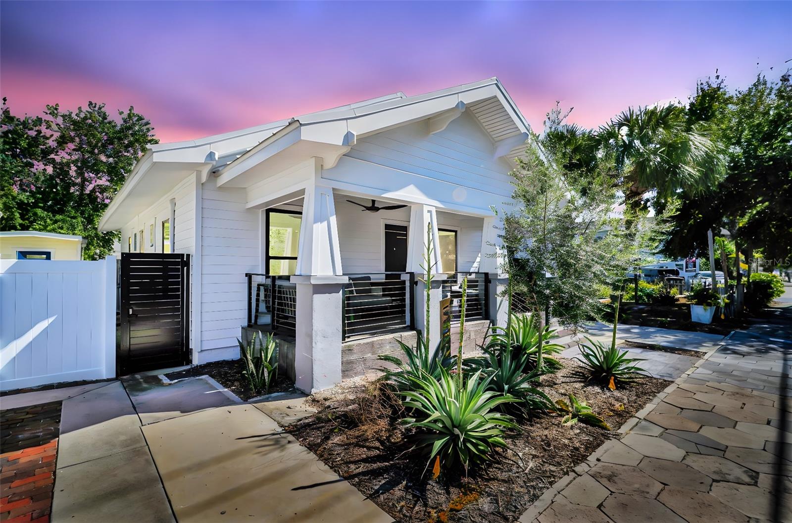 Image 35 of 36 For 747 2nd Street N