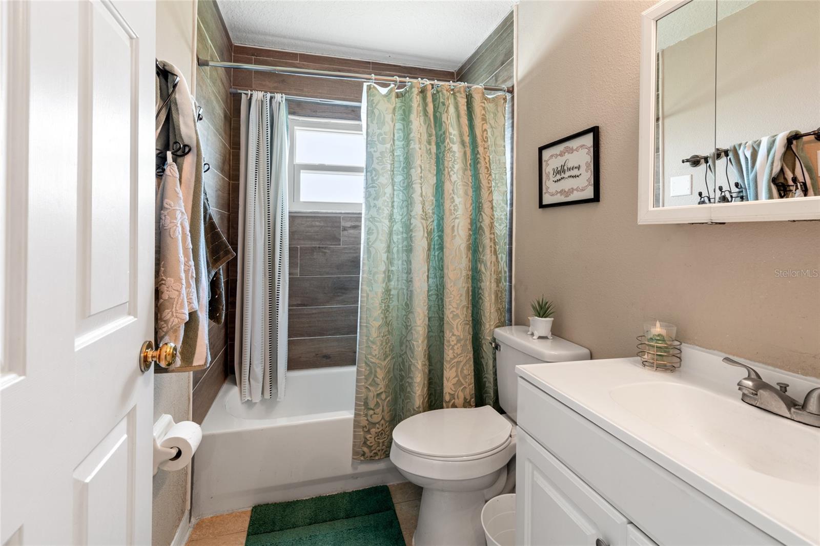 Image 11 of 33 For 7530 Jeno Street