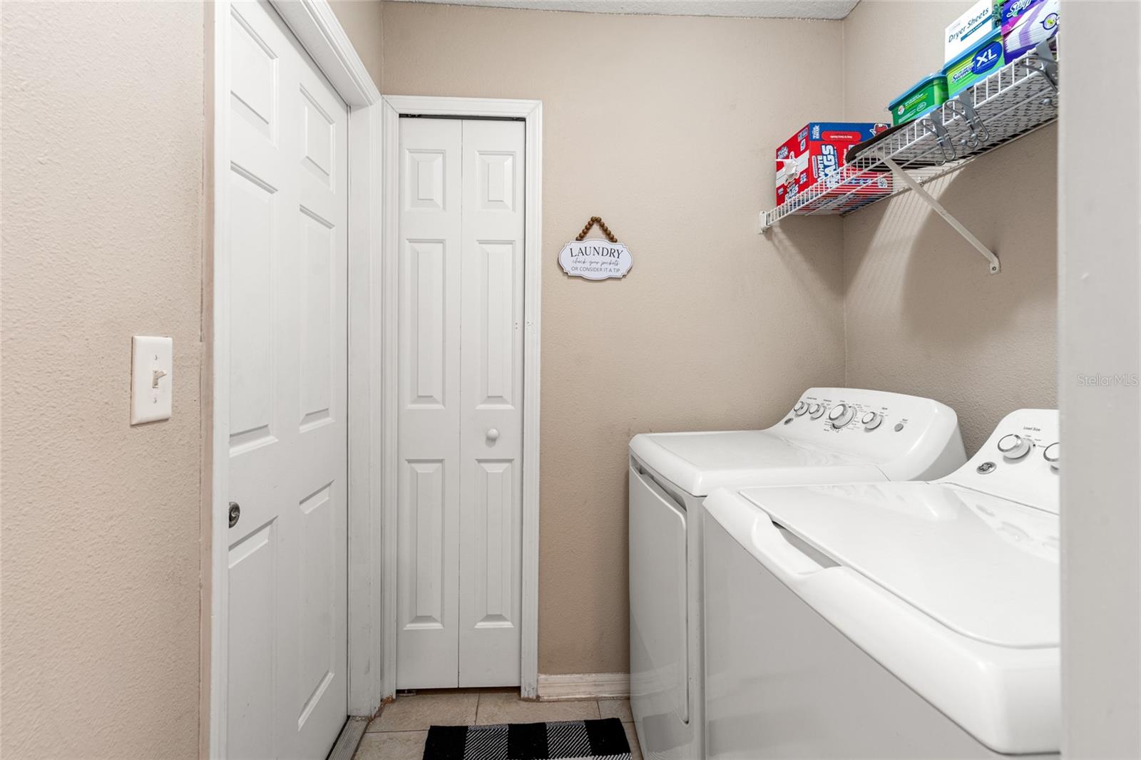 Image 22 of 33 For 7530 Jeno Street