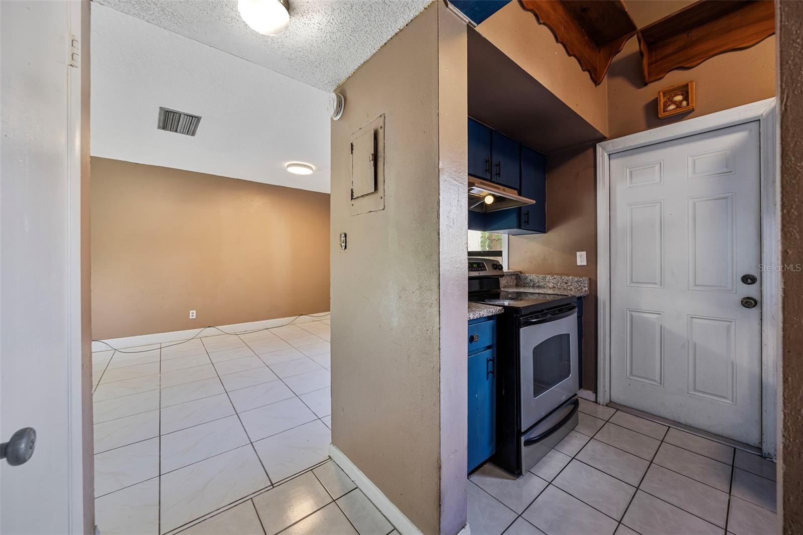 Image 10 of 33 For 12611 Touchton Drive 116