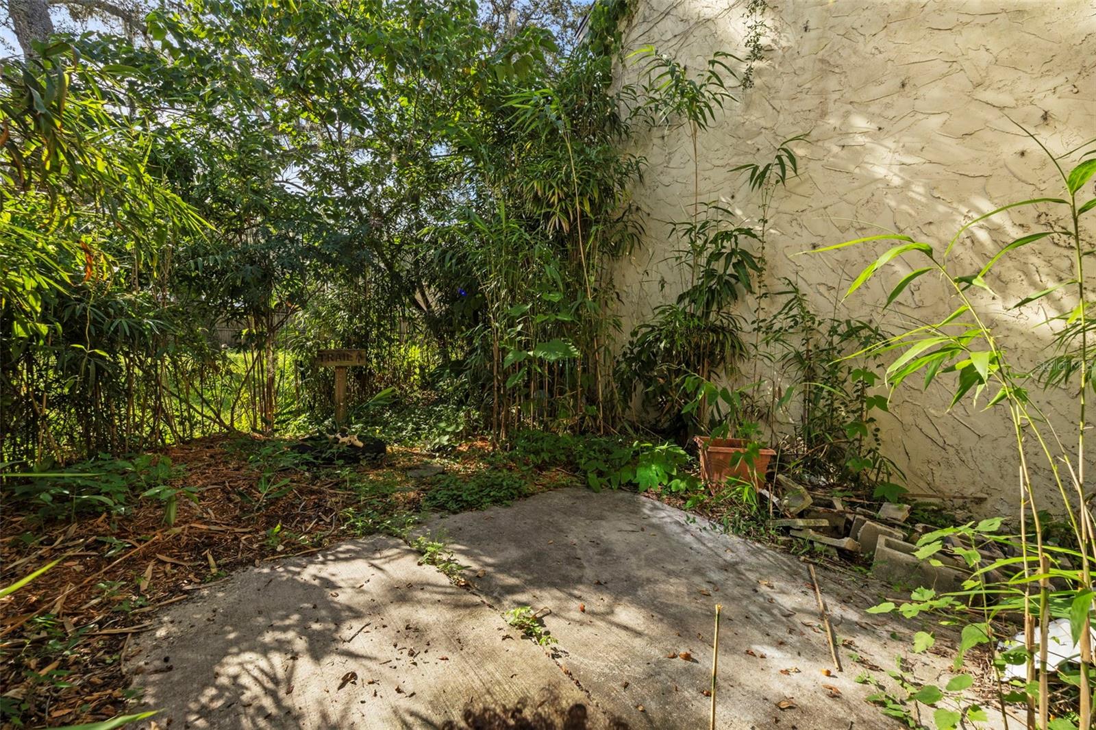 Image 26 of 33 For 12611 Touchton Drive 116