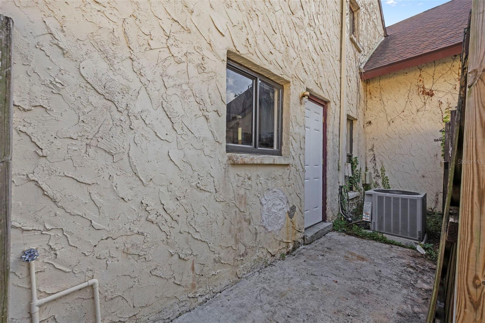 Image 27 of 33 For 12611 Touchton Drive 116