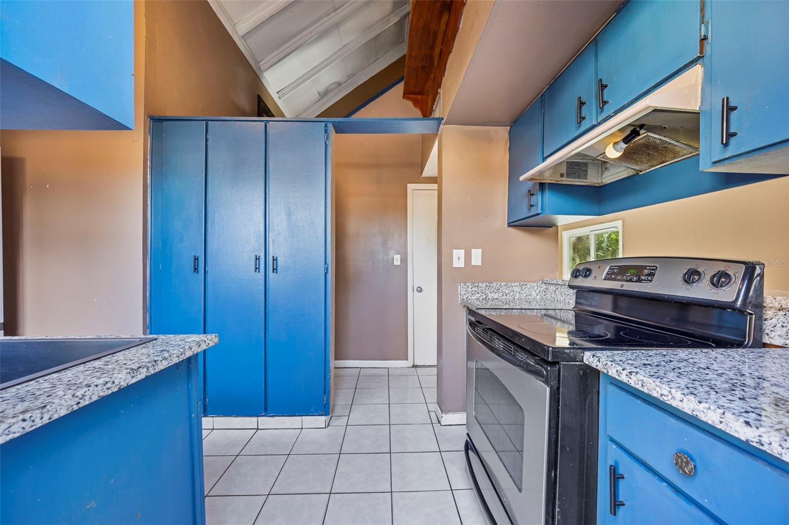 Image 9 of 33 For 12611 Touchton Drive 116