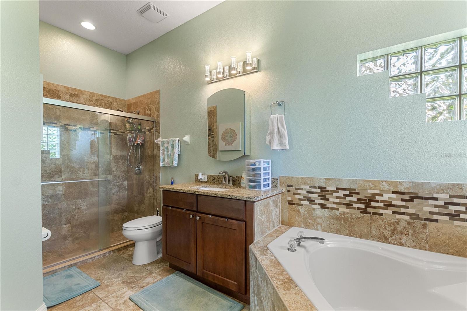 Image 31 of 38 For 5104 52nd Avenue W