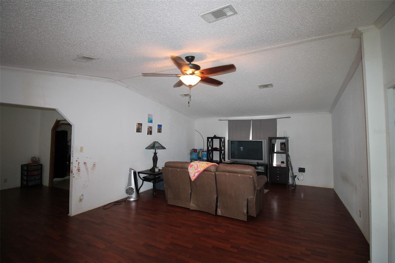 Image 4 of 19 For 11150 109th Street