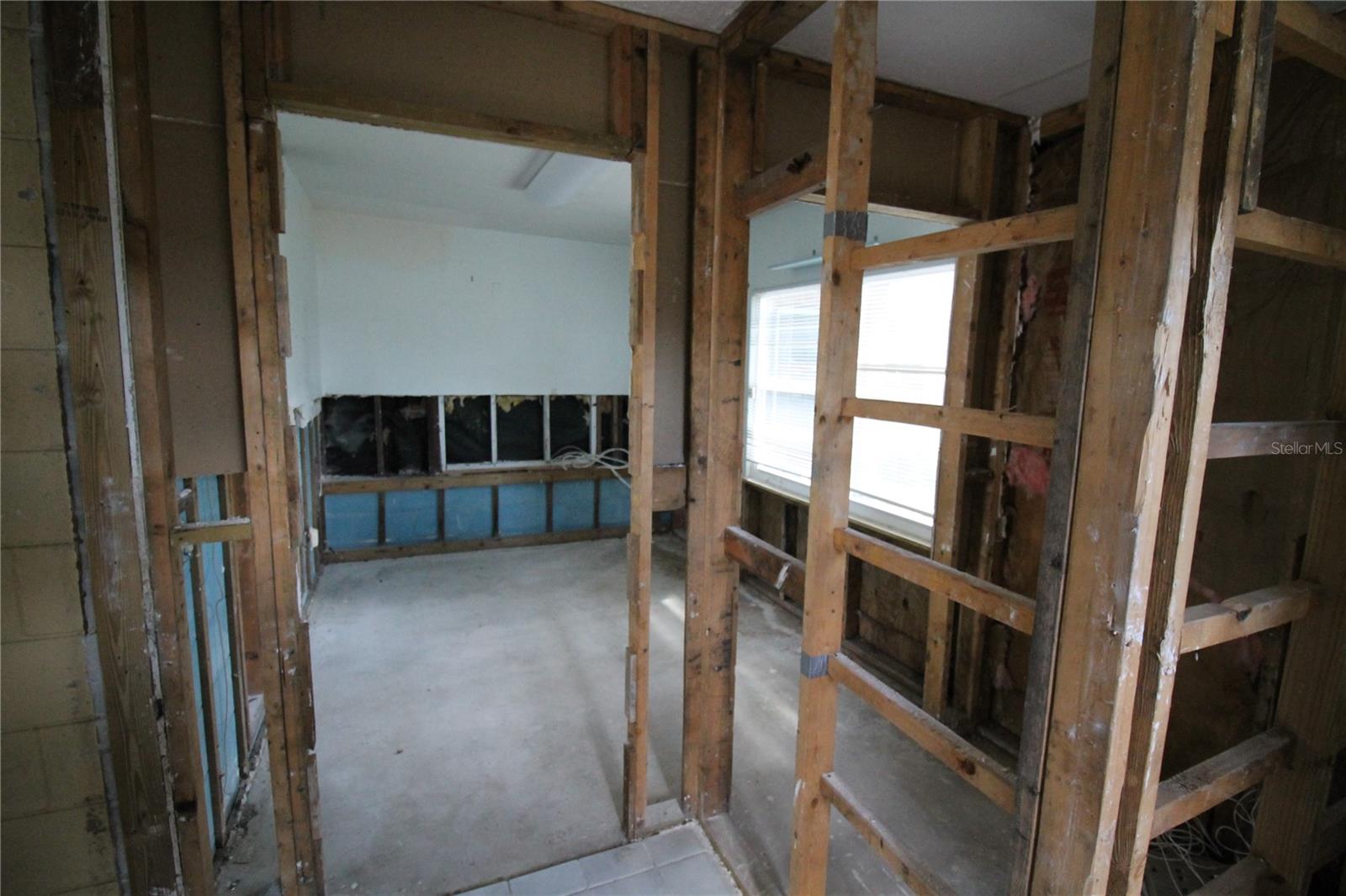 Listing photo id 9 for 4511 26th Avenue S