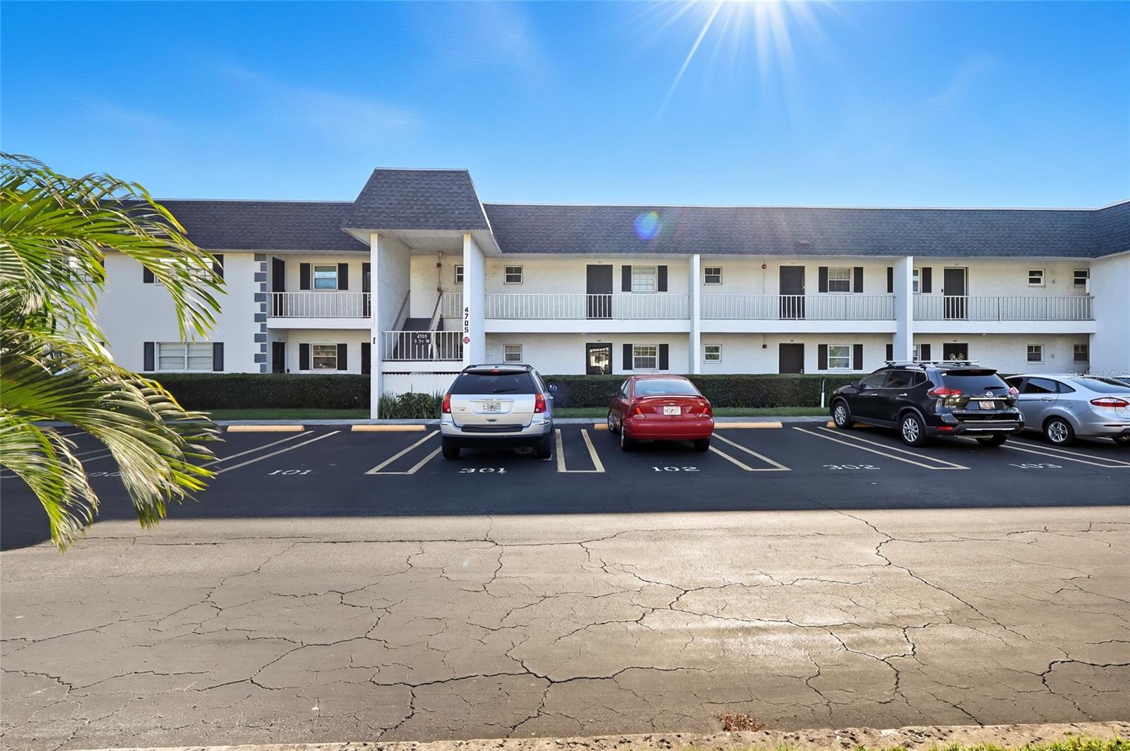 Image 23 of 25 For 4705 5th Street W 302