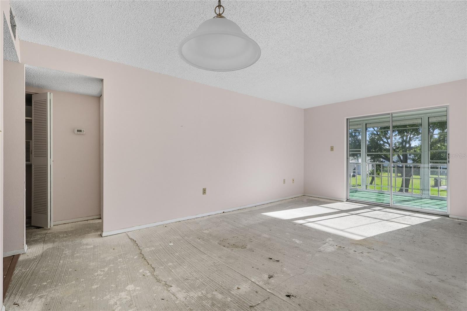 Image 9 of 25 For 4705 5th Street W 302