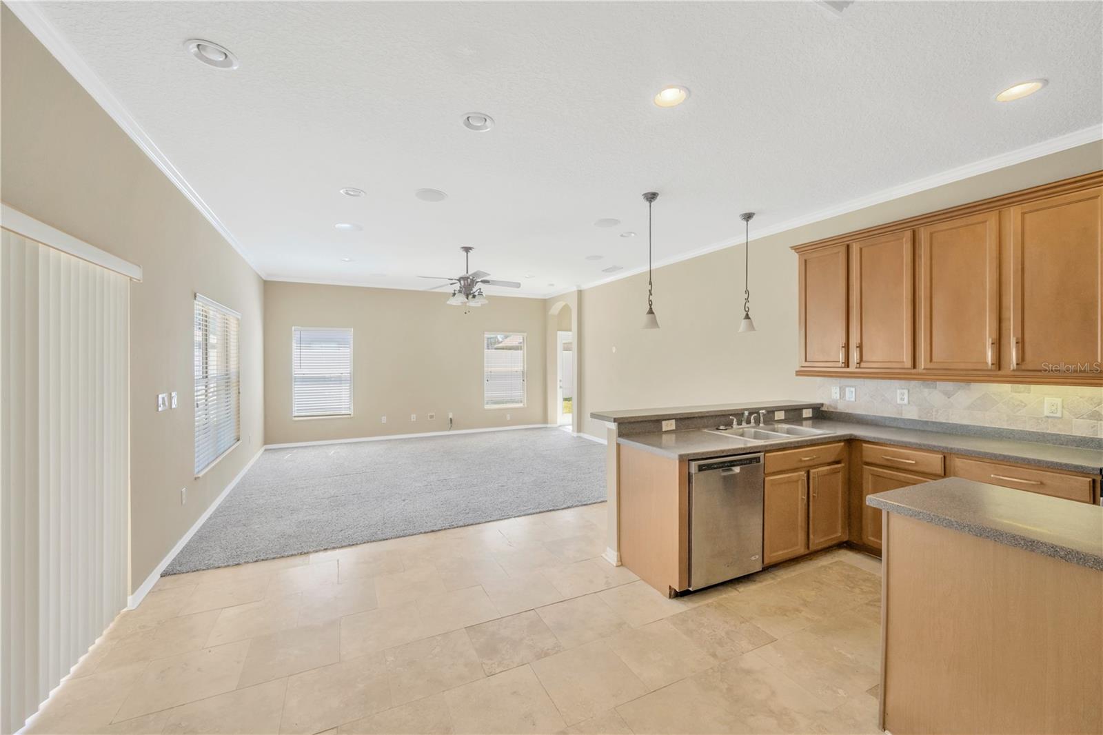 Image 13 of 41 For 1833 Mira Lago Circle