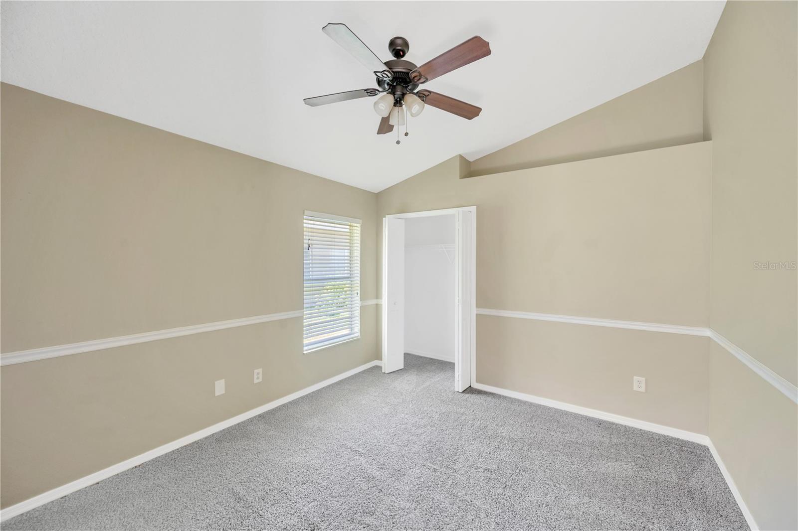 Image 24 of 41 For 1833 Mira Lago Circle