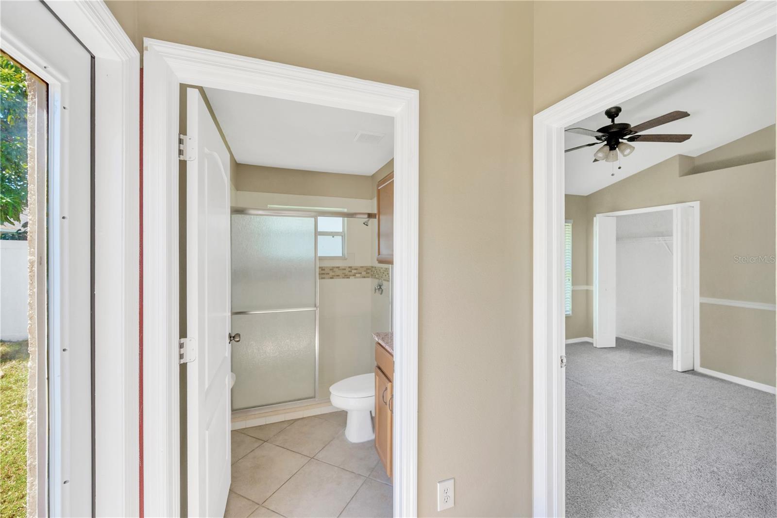 Image 25 of 41 For 1833 Mira Lago Circle