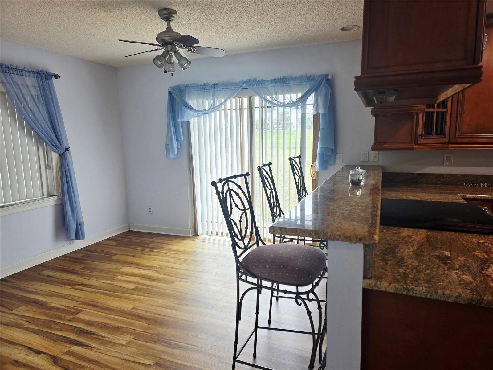 Image 12 of 34 For 1936 New Bedford Drive