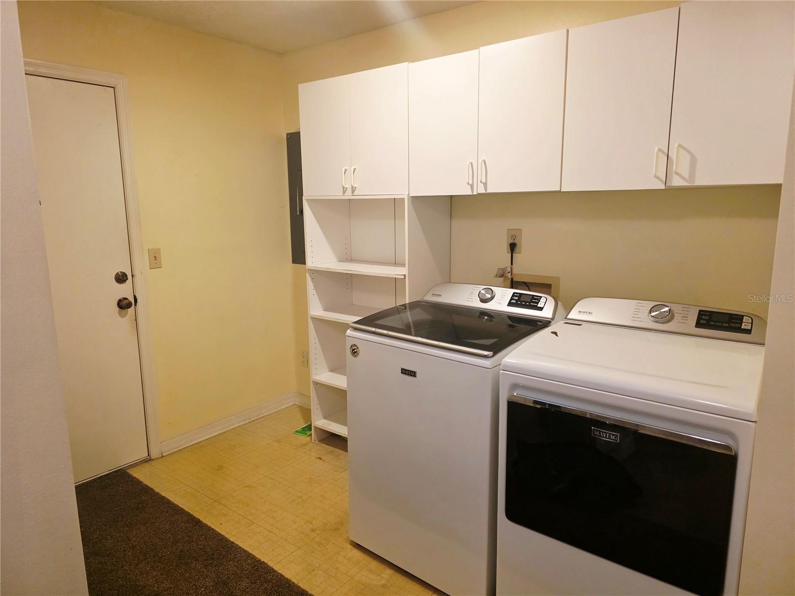 Image 26 of 34 For 1936 New Bedford Drive