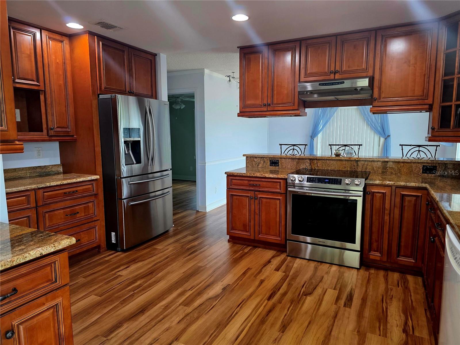 Image 5 of 34 For 1936 New Bedford Drive