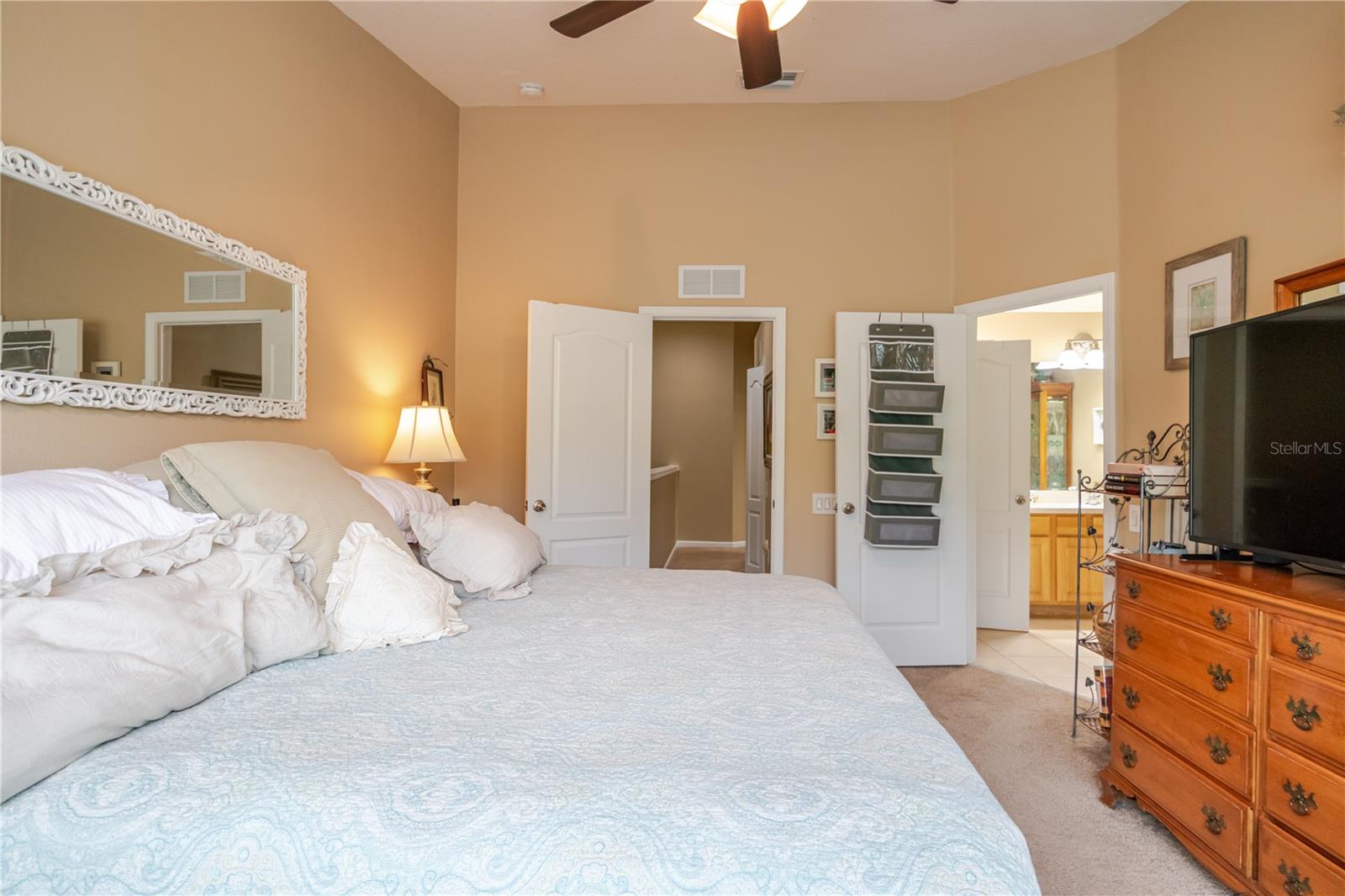 Image 22 of 48 For 26535 Castleview Way