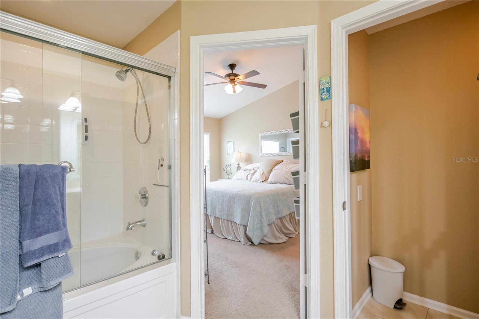 Image 23 of 48 For 26535 Castleview Way