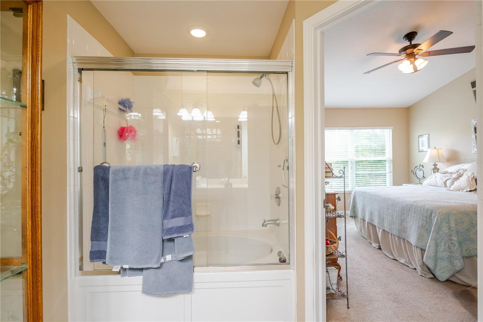 Image 24 of 48 For 26535 Castleview Way