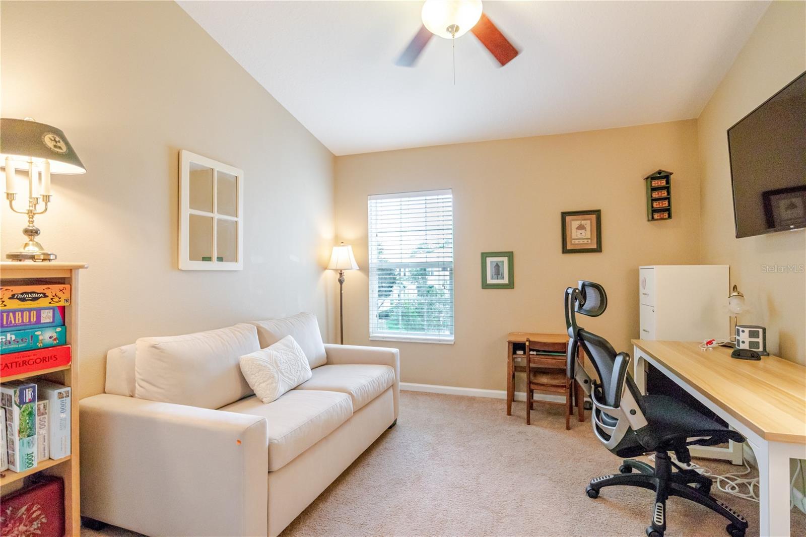 Image 32 of 48 For 26535 Castleview Way