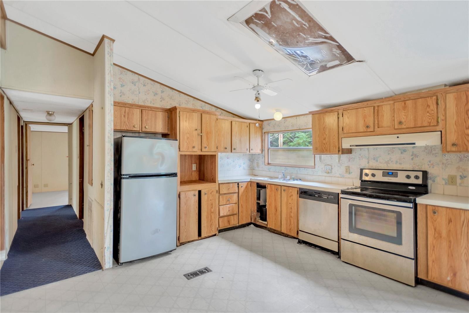 Image 2 of 30 For 12803 Greystone Place