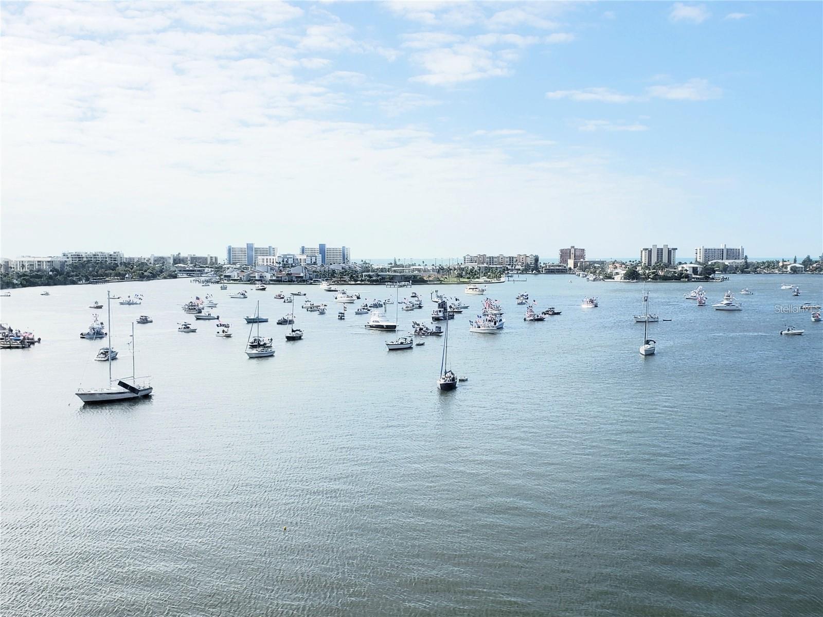 Image 19 of 30 For 4750 Cove Circle 303