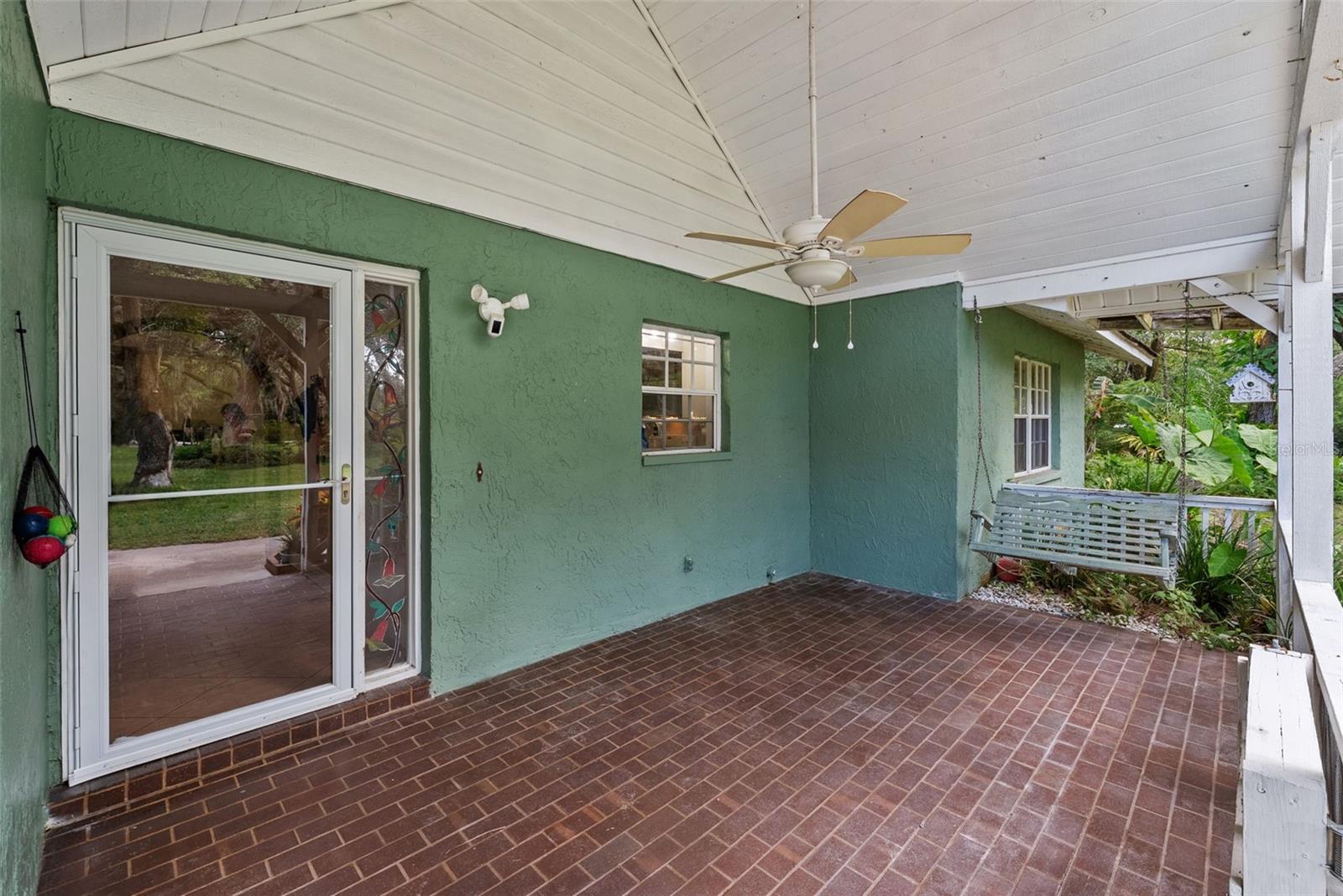 Image 4 of 58 For 11207 Pinto Drive