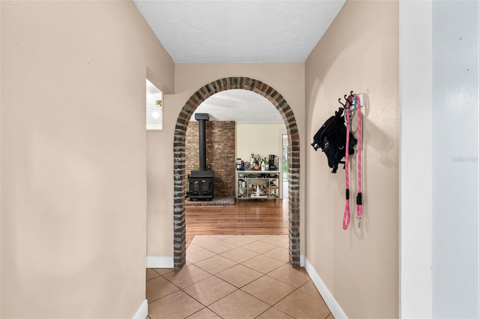 Image 5 of 58 For 11207 Pinto Drive