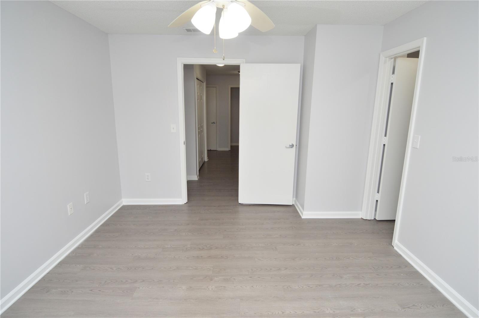 Image 41 of 100 For 11901 4th Street N 2208