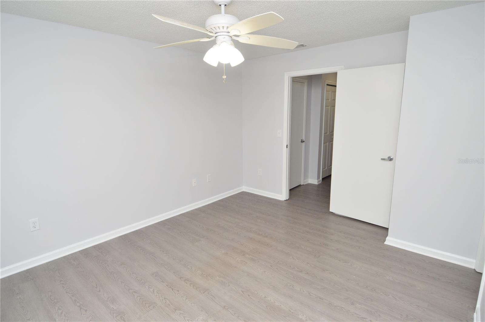 Image 42 of 100 For 11901 4th Street N 2208