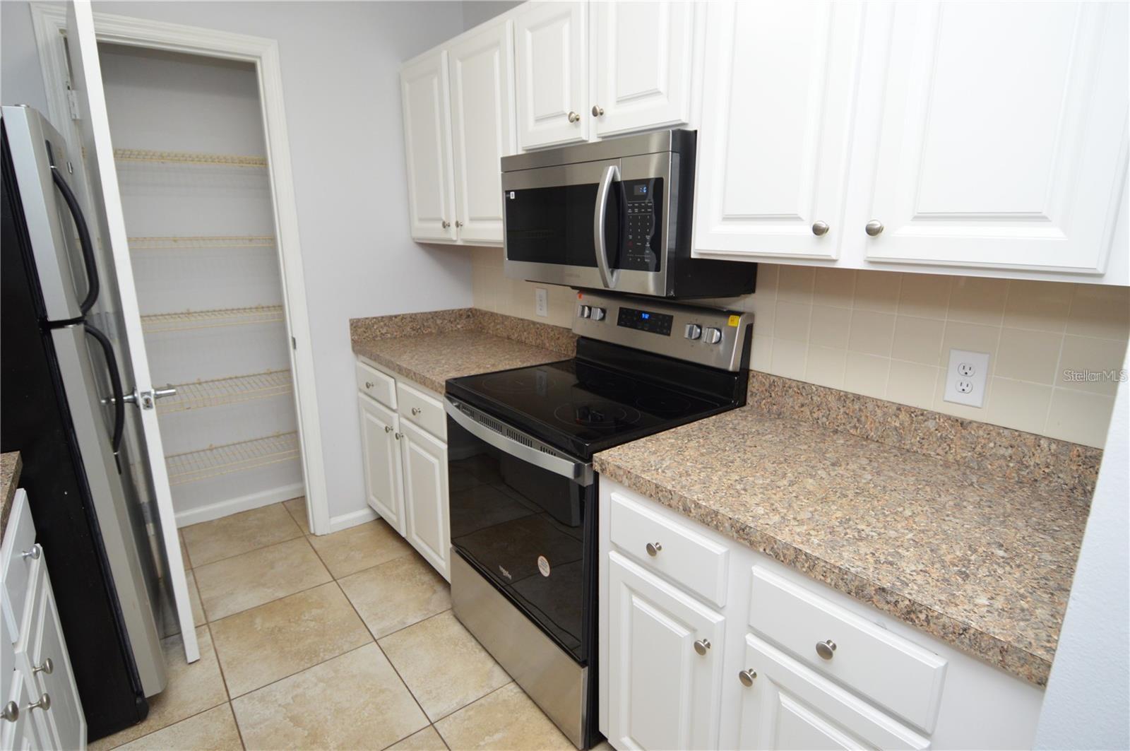 Image 8 of 100 For 11901 4th Street N 2208