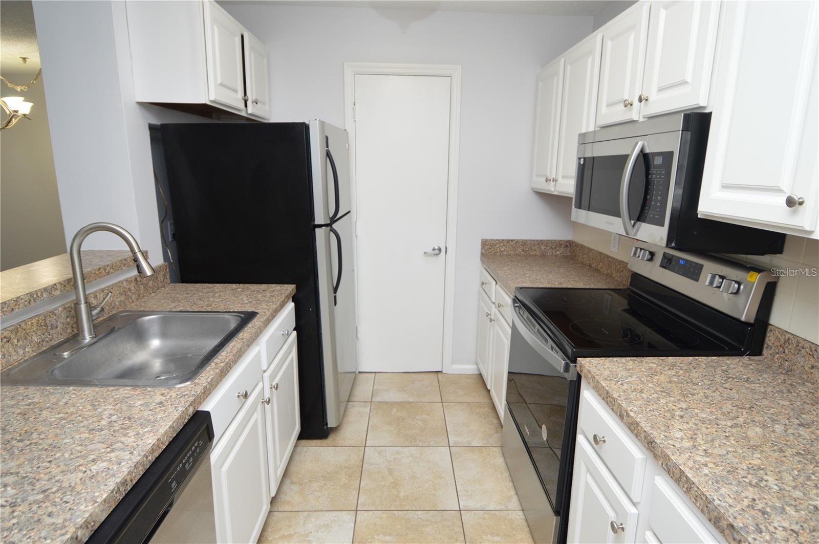 Image 9 of 100 For 11901 4th Street N 2208