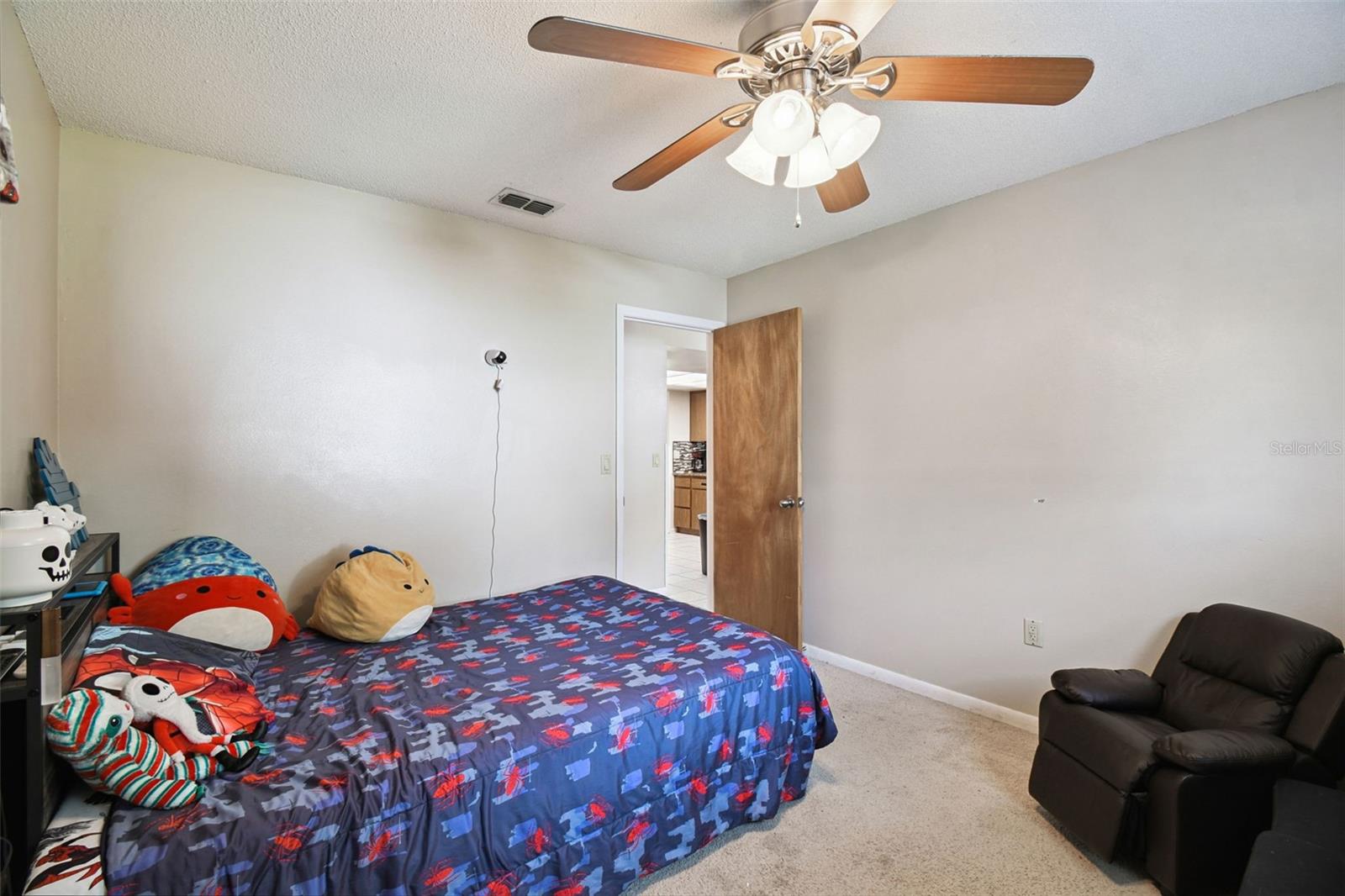 Image 11 of 24 For 7130 Lexington Circle