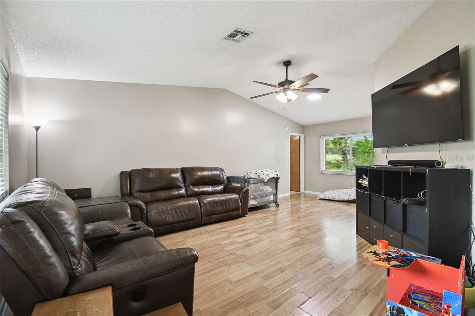 Image 5 of 24 For 7130 Lexington Circle