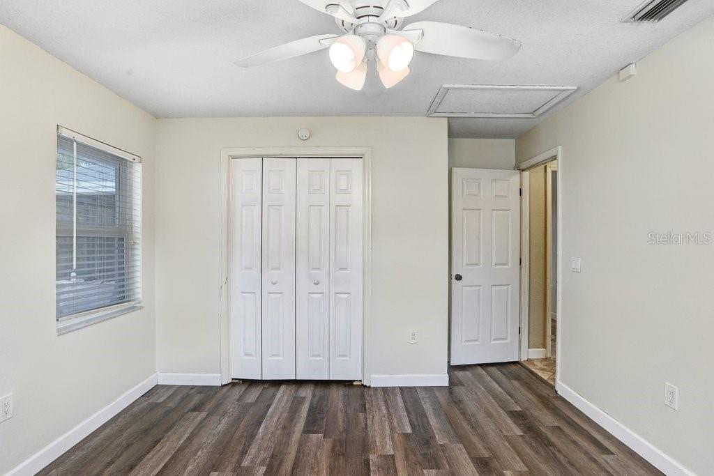 Image 19 of 40 For 8012 Holly Ridge Drive