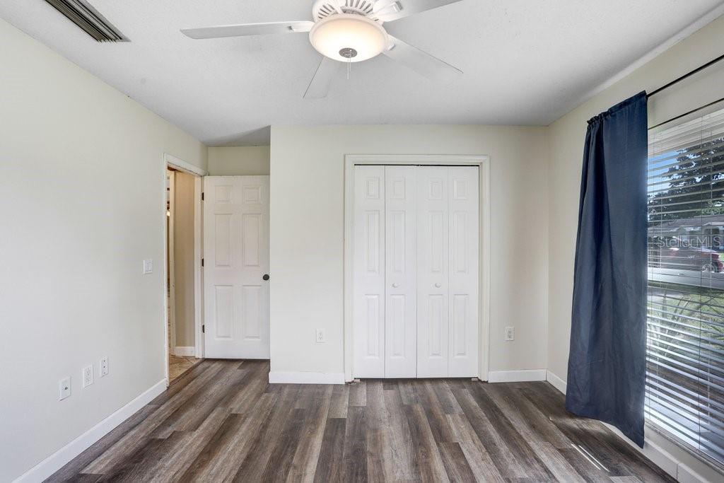 Image 21 of 40 For 8012 Holly Ridge Drive