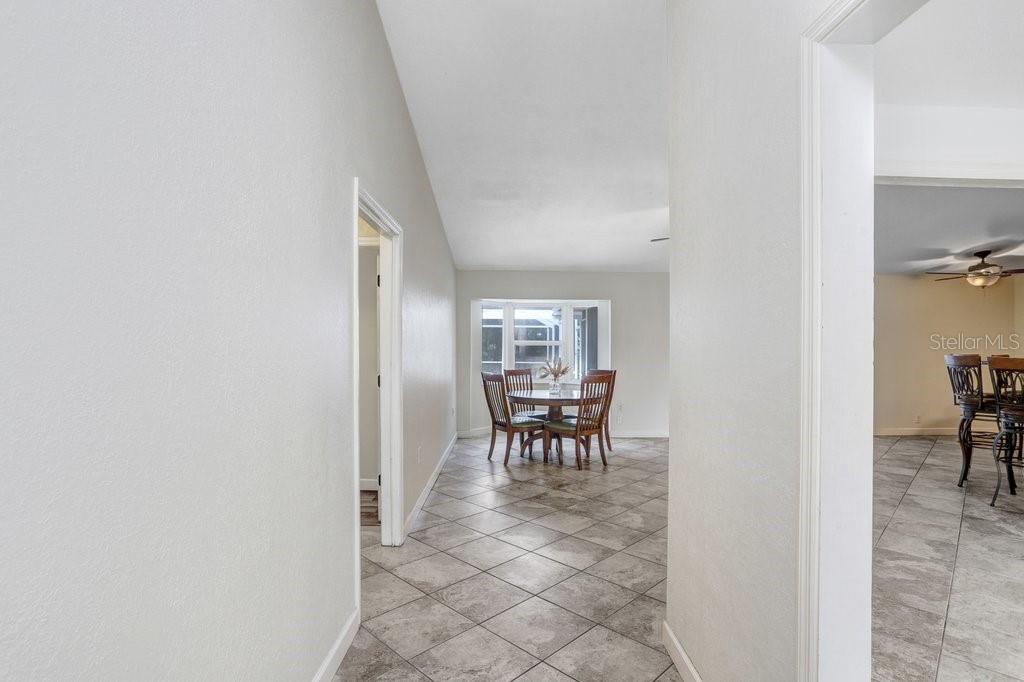 Image 8 of 40 For 8012 Holly Ridge Drive