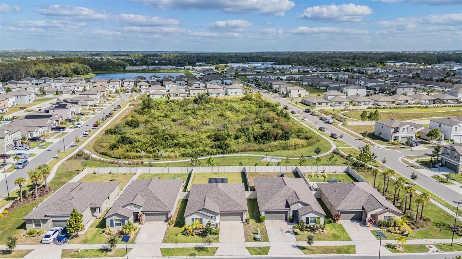 Image 29 of 46 For 15538 Peace River Place