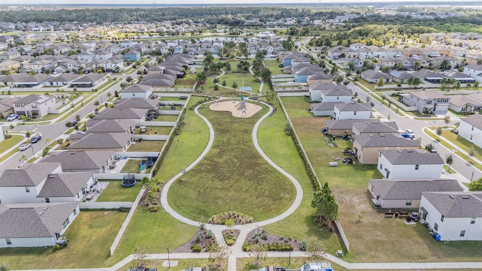 Image 31 of 46 For 15538 Peace River Place